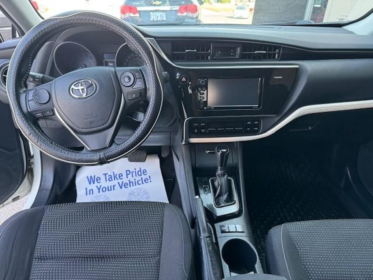 2017 Toyota Corolla iM 4 DR HATCH,ACCIDENT FREE,ONLY 72000KM - Photo #11