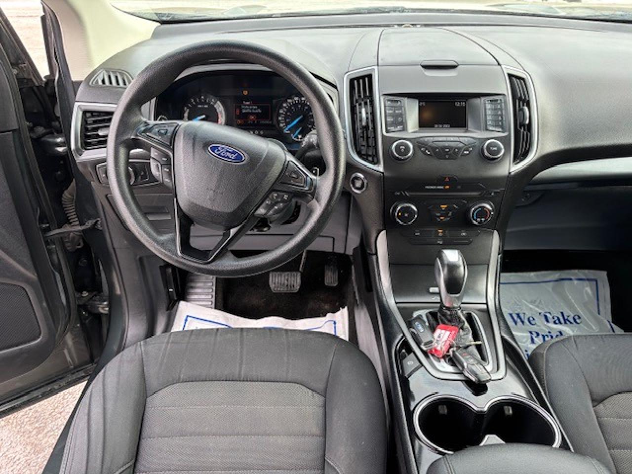 2015 Ford Edge SE - Photo #7