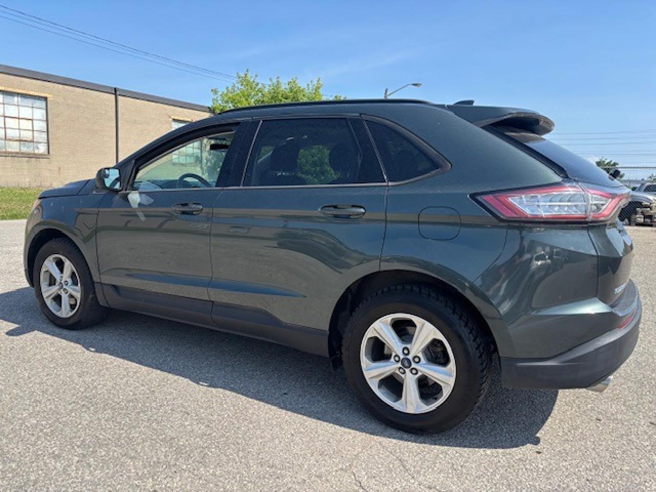 2015 Ford Edge SE - Photo #5