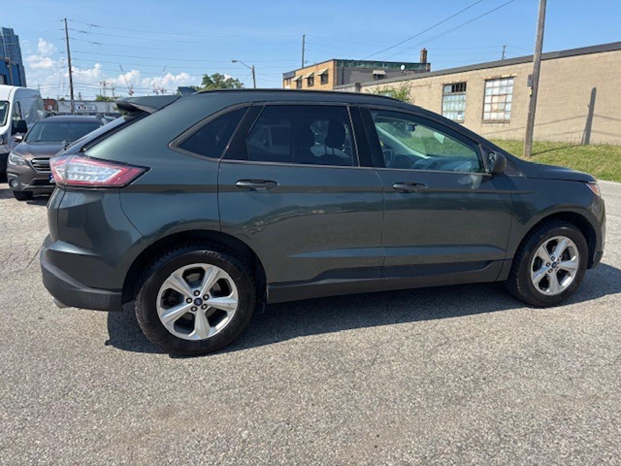 2015 Ford Edge SE - Photo #13
