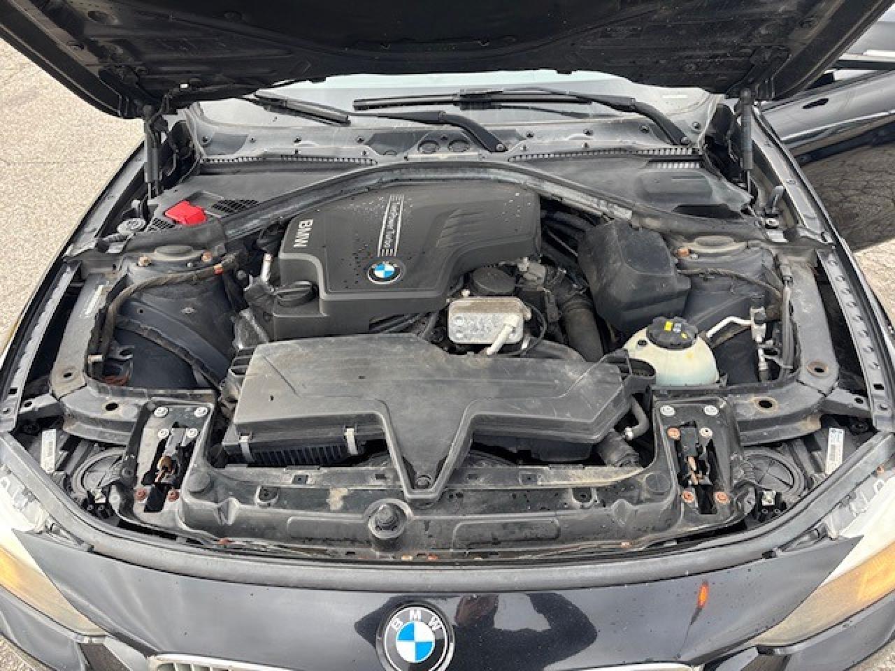 2014 BMW 320i 320i xDrive - Photo #20
