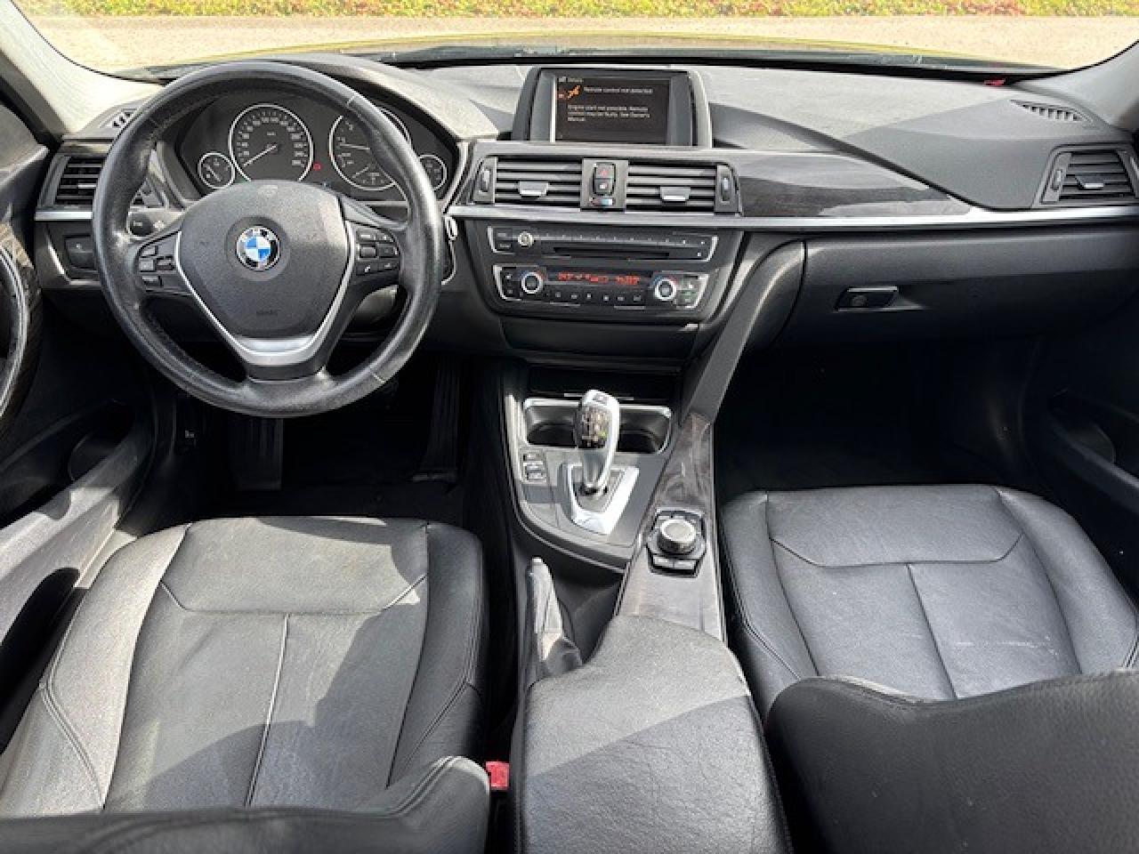 2014 BMW 320i 320i xDrive - Photo #11