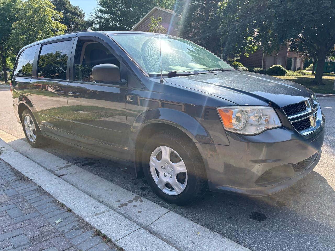 Used 2013 Dodge Grand Caravan SXT for sale in Toronto, ON