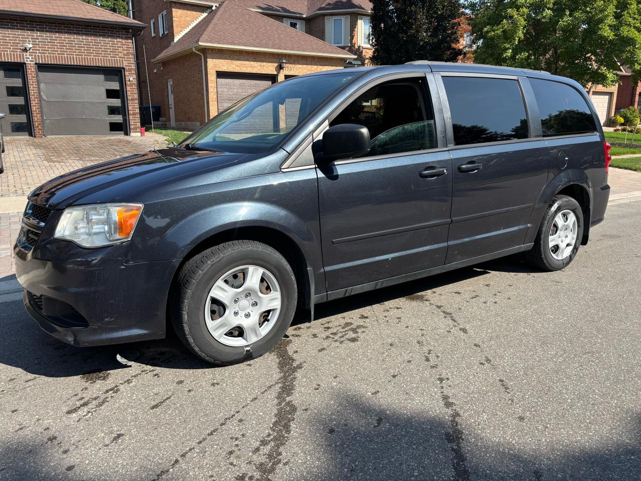 2013 Dodge Grand Caravan SXT - Photo #11