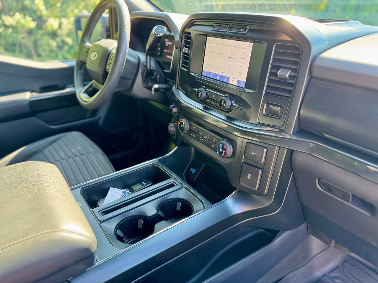 2021 Ford F-150 STX 4WD SuperCrew 5.5' Box - Photo #11