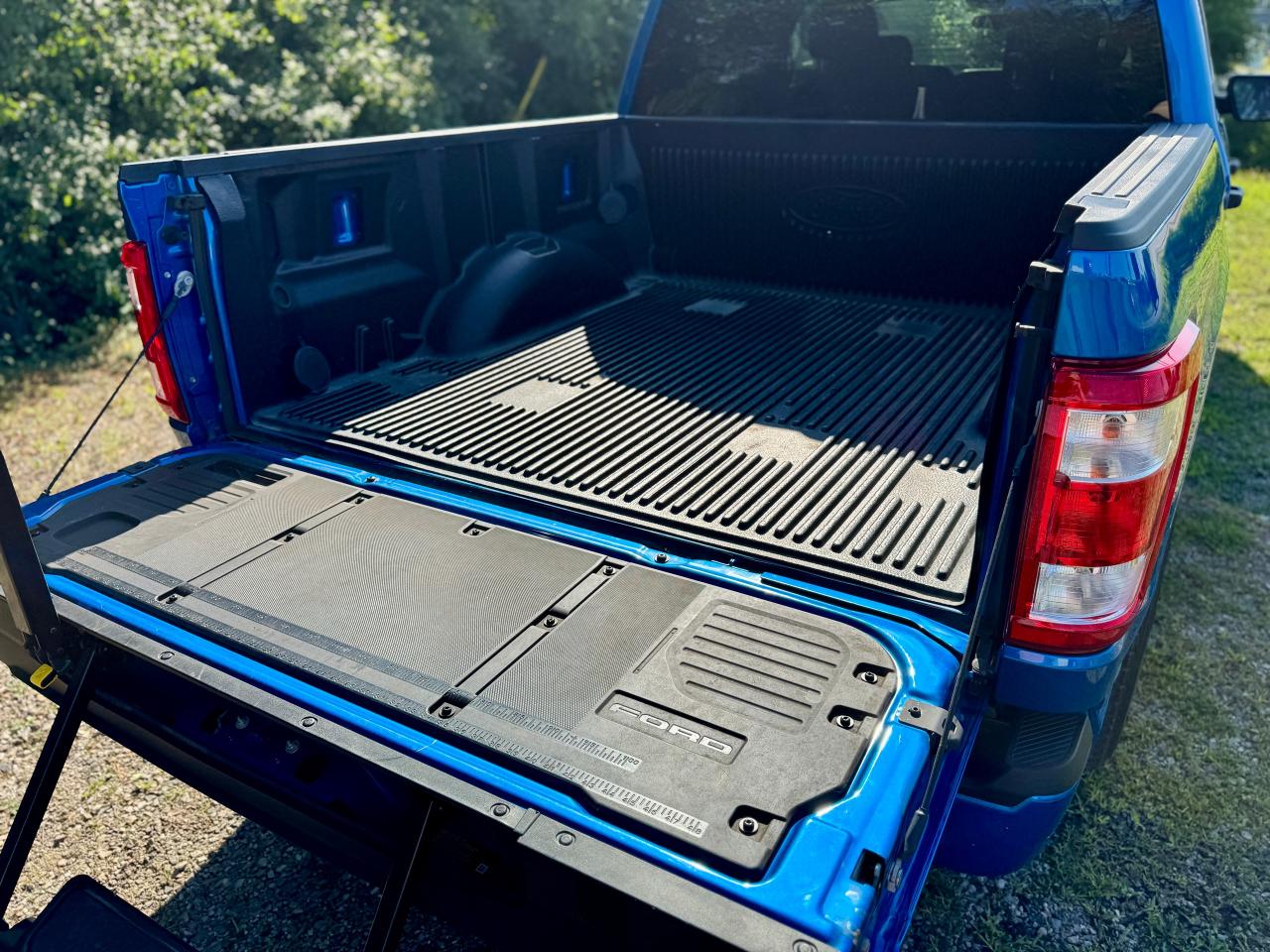 2021 Ford F-150 STX 4WD SuperCrew 5.5' Box - Photo #18