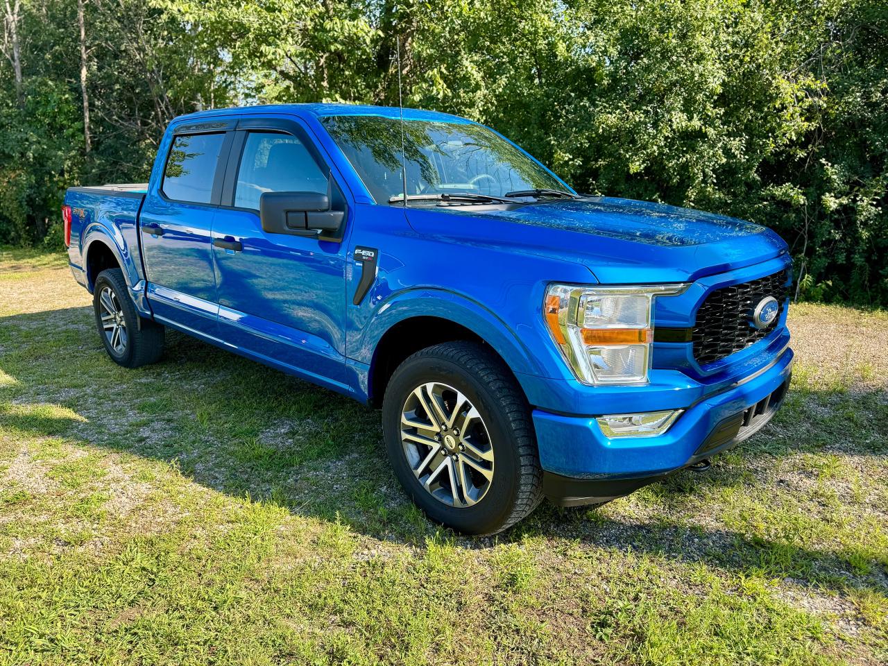 2021 Ford F-150 STX 4WD SuperCrew 5.5' Box - Photo #5