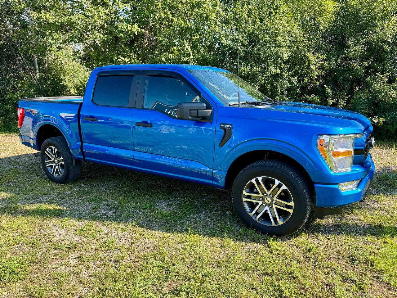 2021 Ford F-150 STX 4WD SuperCrew 5.5' Box - Photo #4