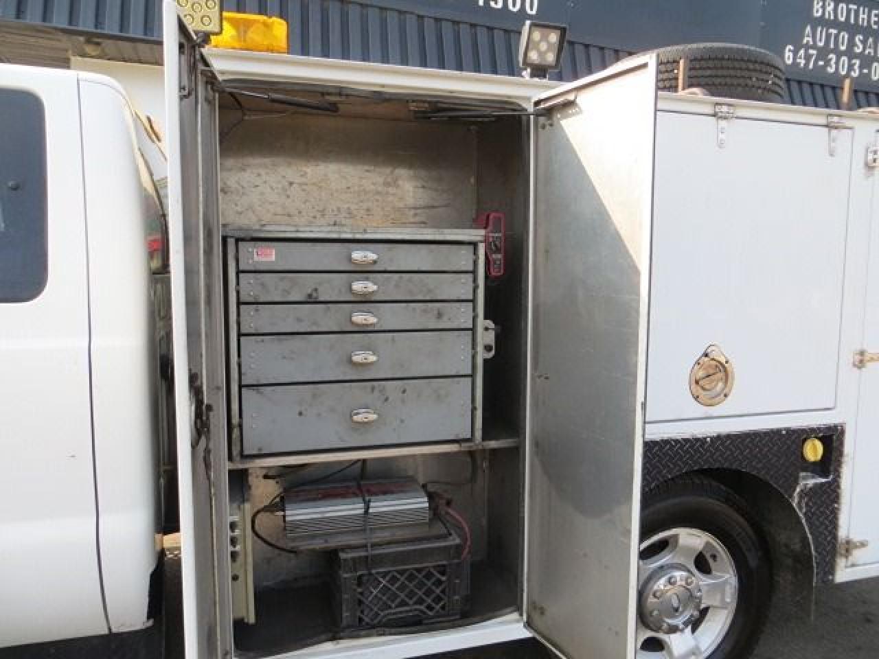 2012 Ford SUPER DUTY F-350 SRW CERTIFIED,AIR COMPRESSOR WITH HONDA MOTOR,INVERTER - Photo #15