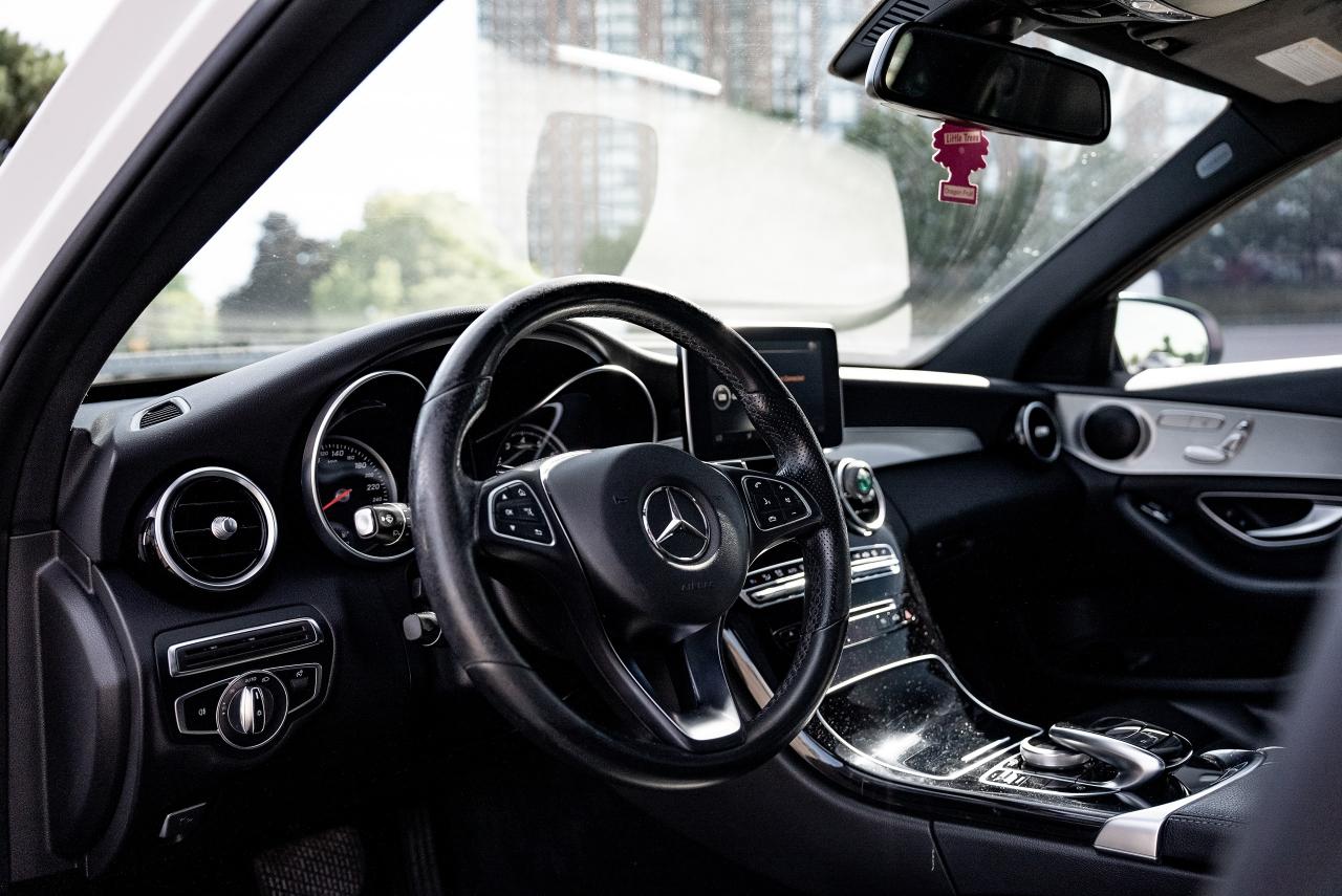 2018 Mercedes-Benz C-Class C 300 | NO ACCIDENT | CLEAN CARFAX | - Photo #7