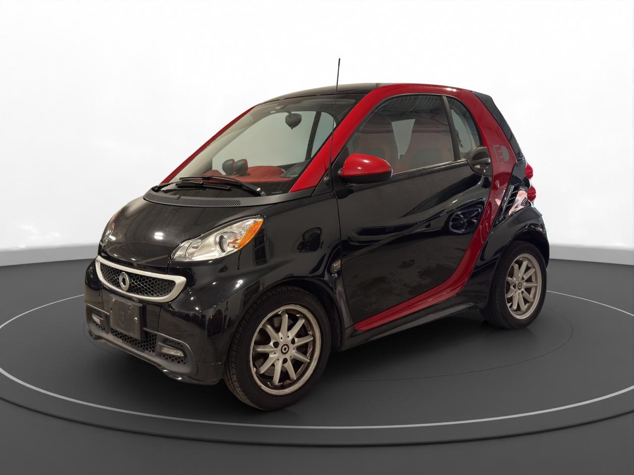 Used 2014 Smart fortwo 2dr Cpe Passion for sale in North York, ON