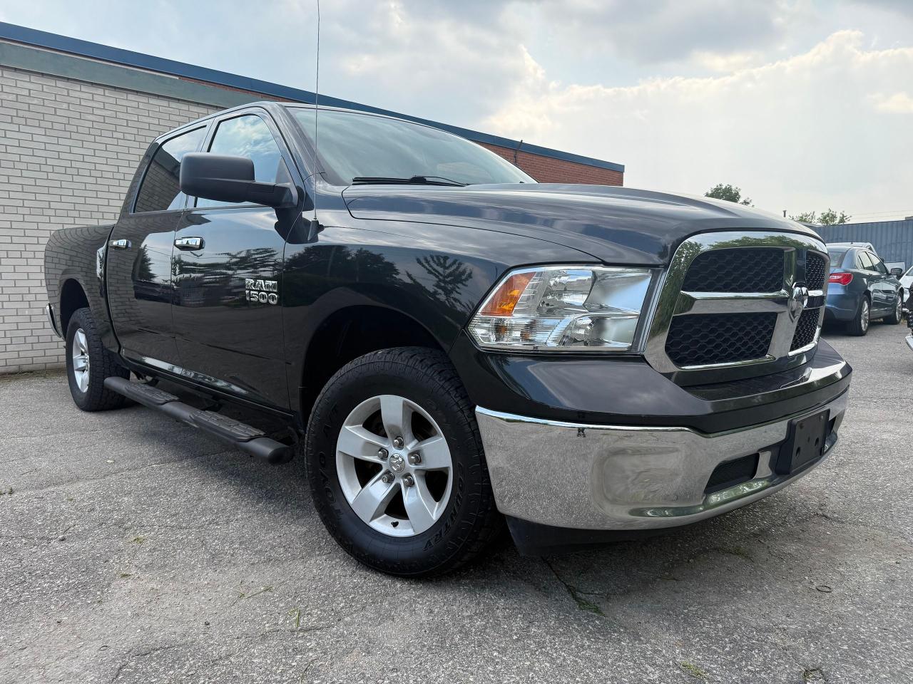 Used 2017 RAM 1500 4WD Crew Cab SLT *SAFETY INCL*3.6 V6*TOWING PACK* for sale in North York, ON