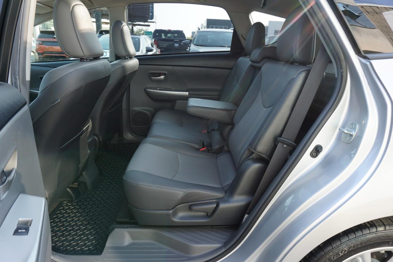 2014 Toyota Prius V V CERTIFIED *ACCIDENT FREE* CAMERA BLUETOOTH LEATHER HEATED SEATS PANO ROOF CRUISE ALLOYS - Photo #15