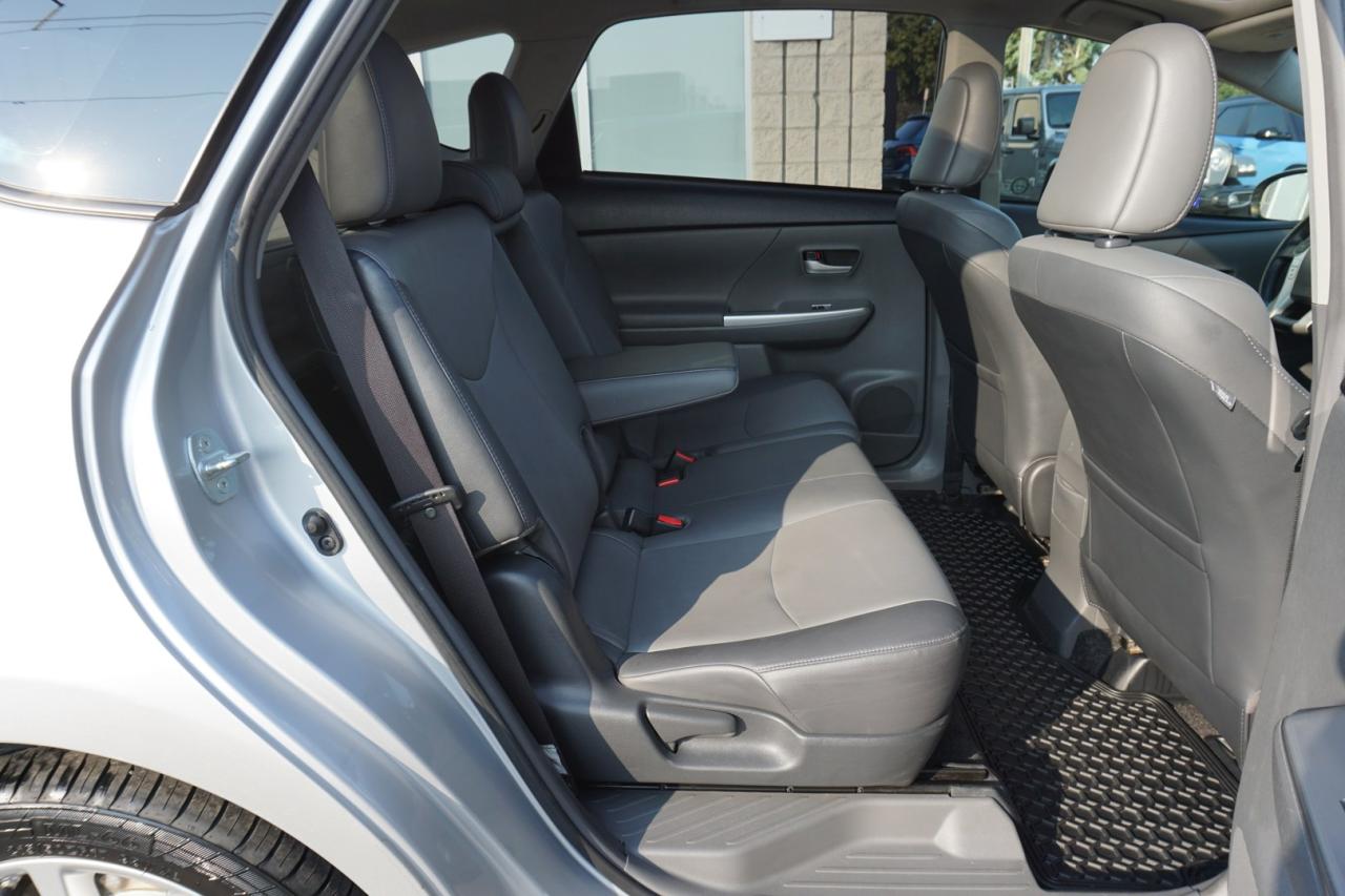 2014 Toyota Prius V V CERTIFIED *ACCIDENT FREE* CAMERA BLUETOOTH LEATHER HEATED SEATS PANO ROOF CRUISE ALLOYS - Photo #16