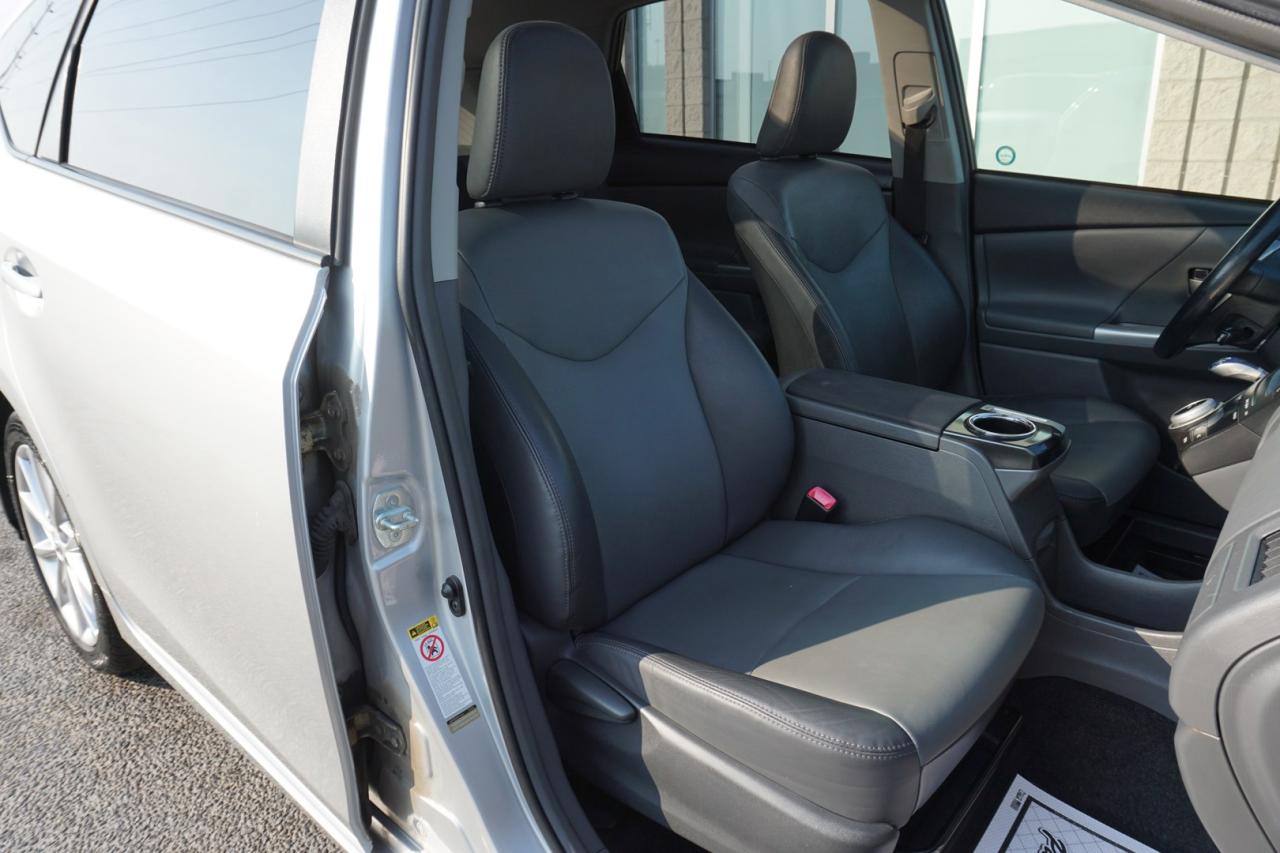 2014 Toyota Prius V V CERTIFIED *ACCIDENT FREE* CAMERA BLUETOOTH LEATHER HEATED SEATS PANO ROOF CRUISE ALLOYS - Photo #18