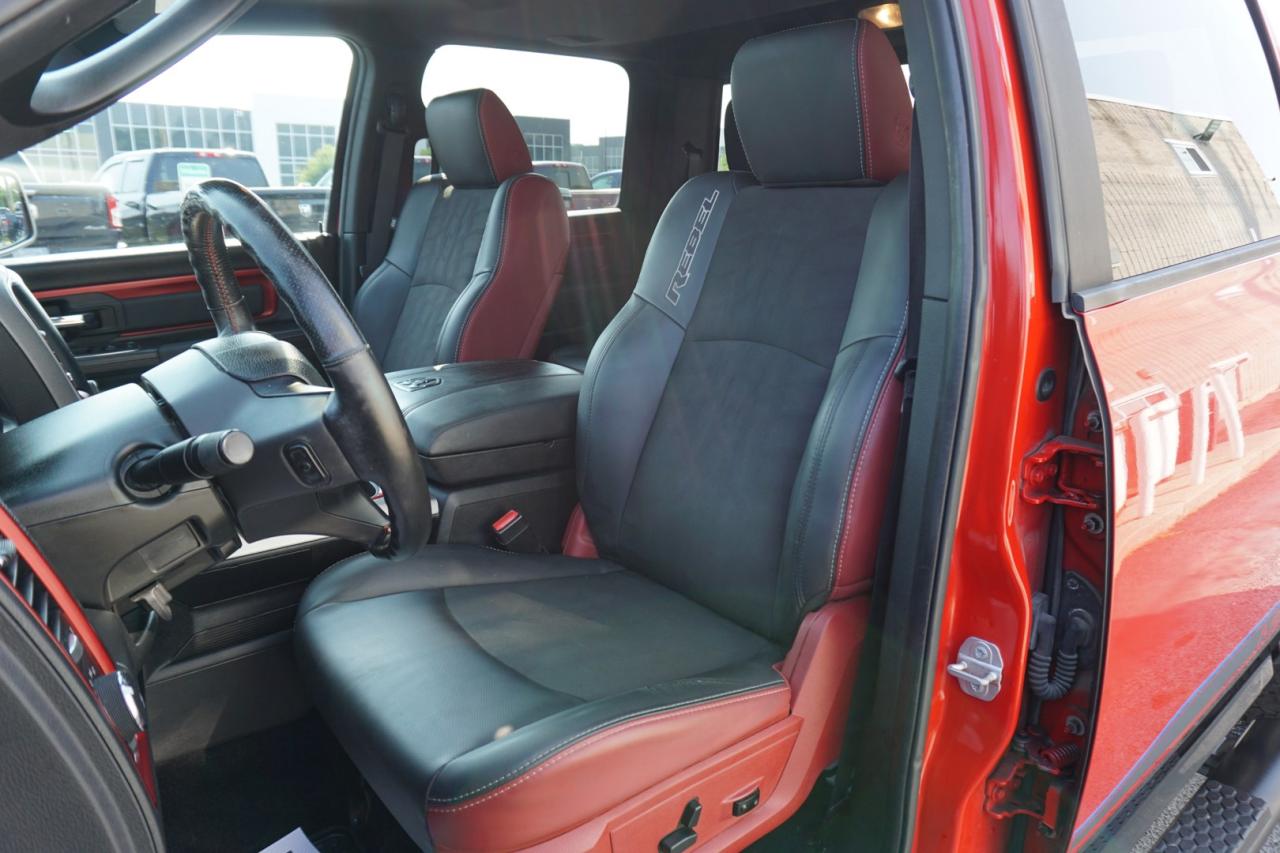 2016 RAM 1500 REBEL V8 HEMI CREW 4WD CERTIFIED *ACCIDENT FREE* CAMERA NAV BLUETOOTH LEATHER HEATED SEATS SUNROOF CRUISE ALLOYS - Photo #13