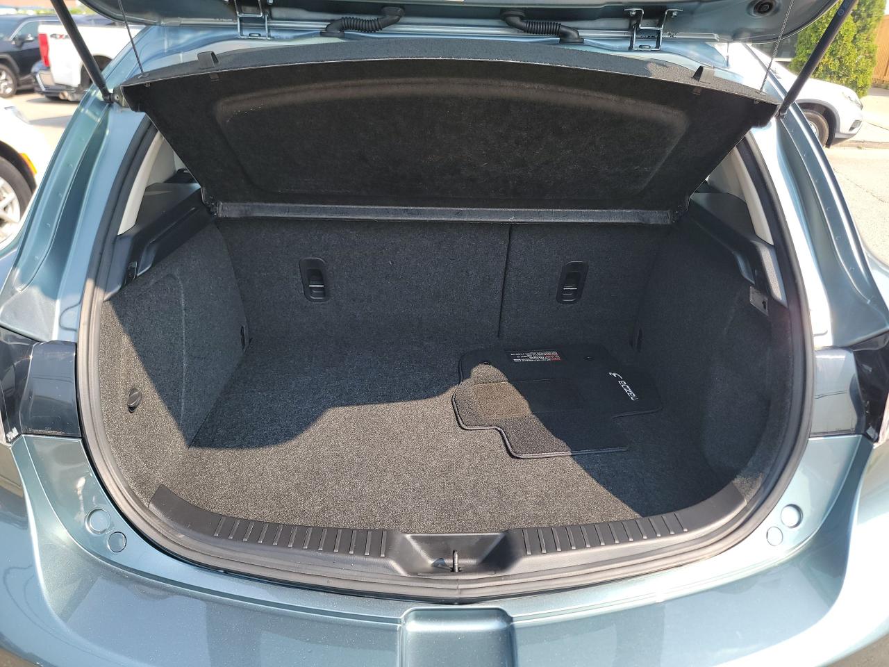2012 Mazda MAZDA3 HB Sport Auto | GT - Photo #16