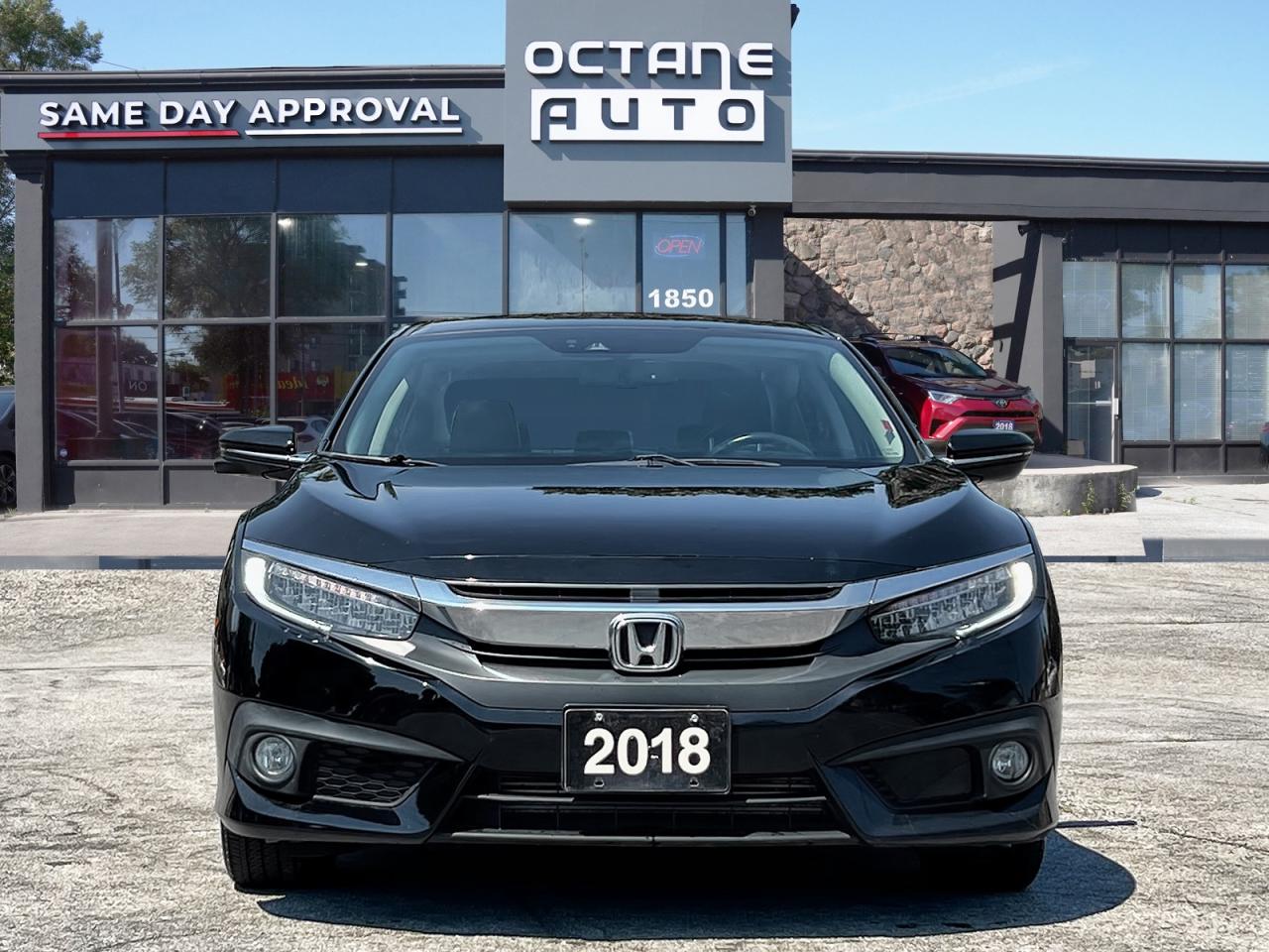 2018 Honda Civic Touring Sedan CVT - Photo #2