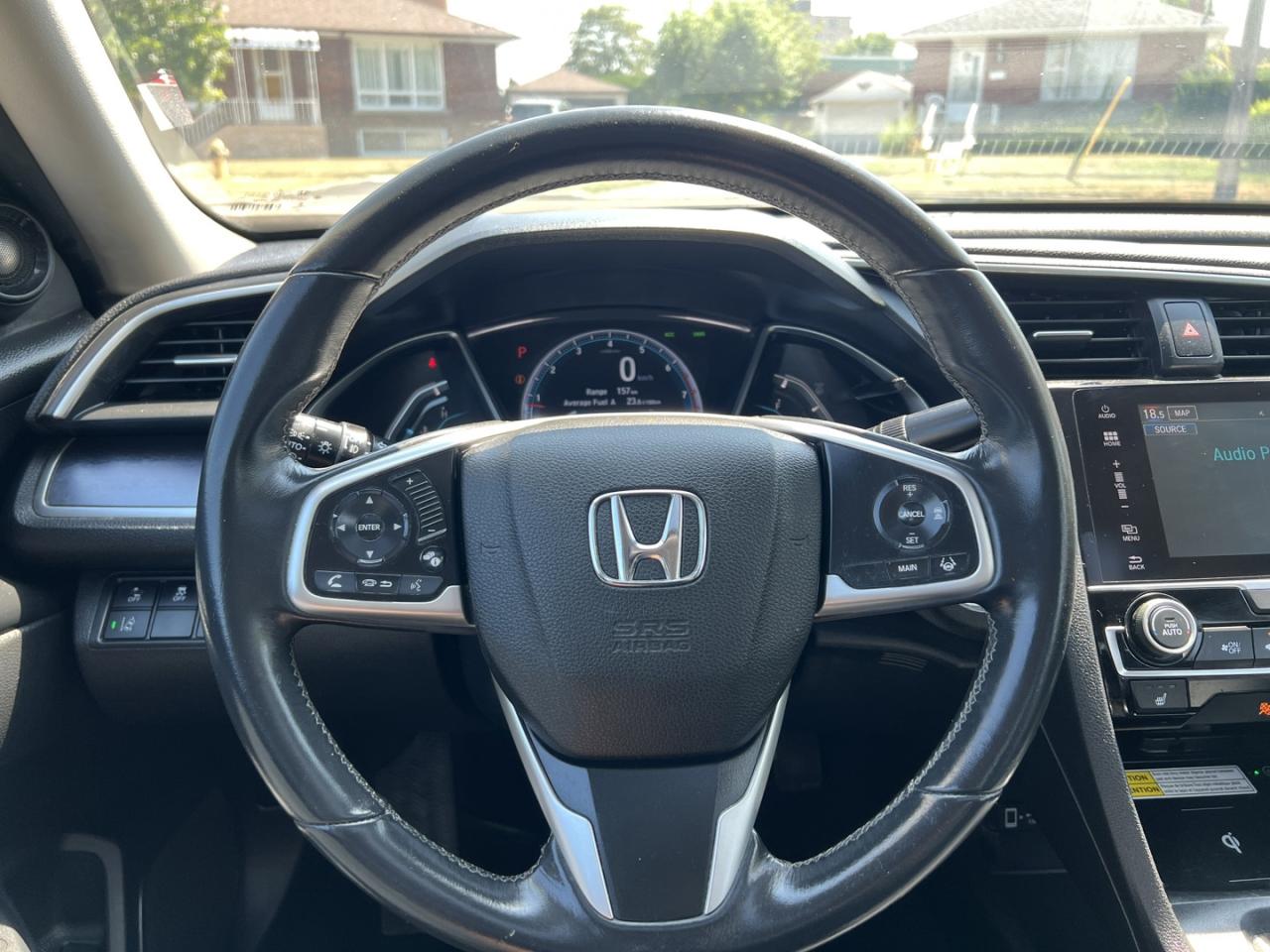 2018 Honda Civic Touring Sedan CVT - Photo #16