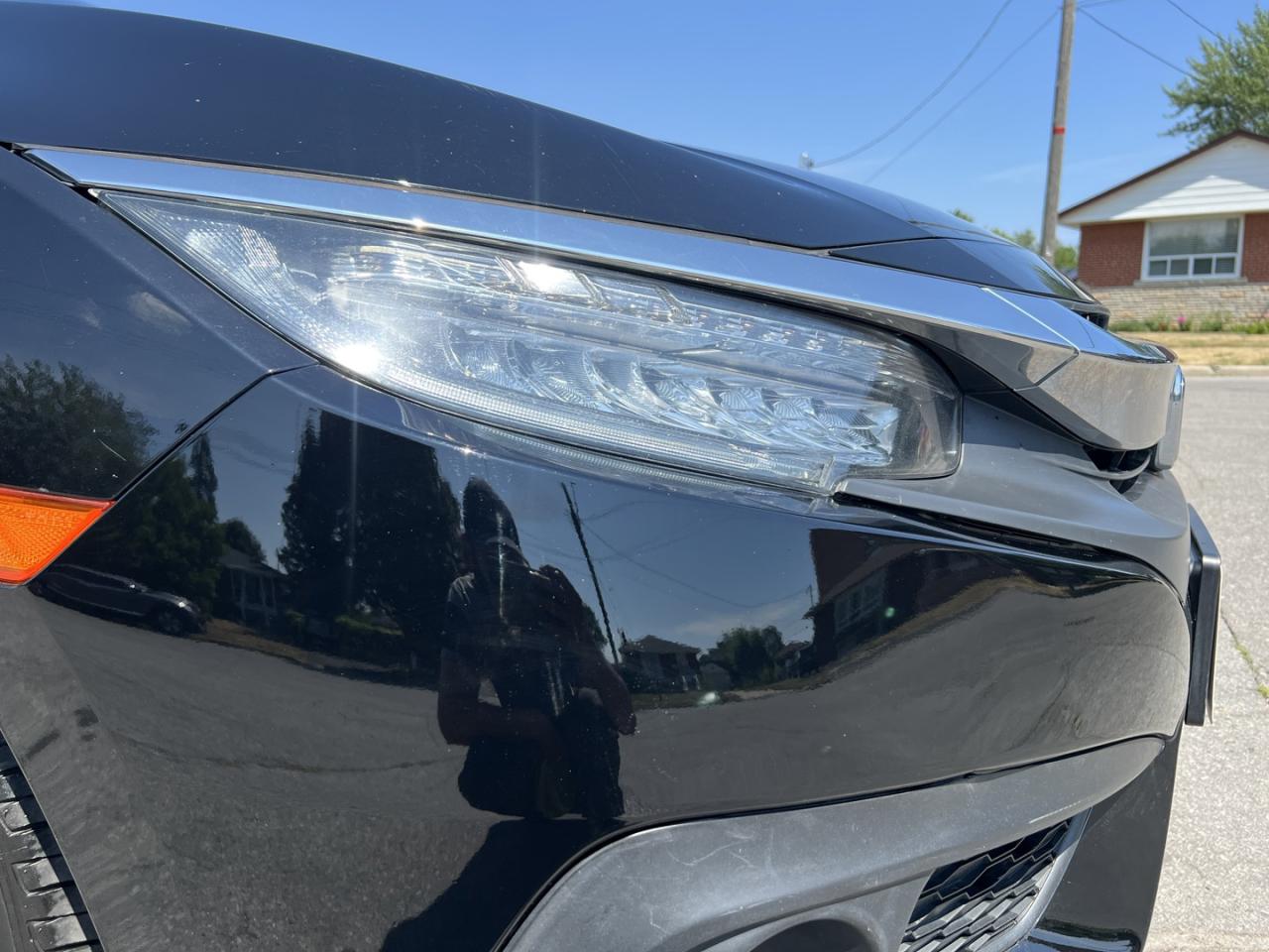 2018 Honda Civic Touring Sedan CVT - Photo #30
