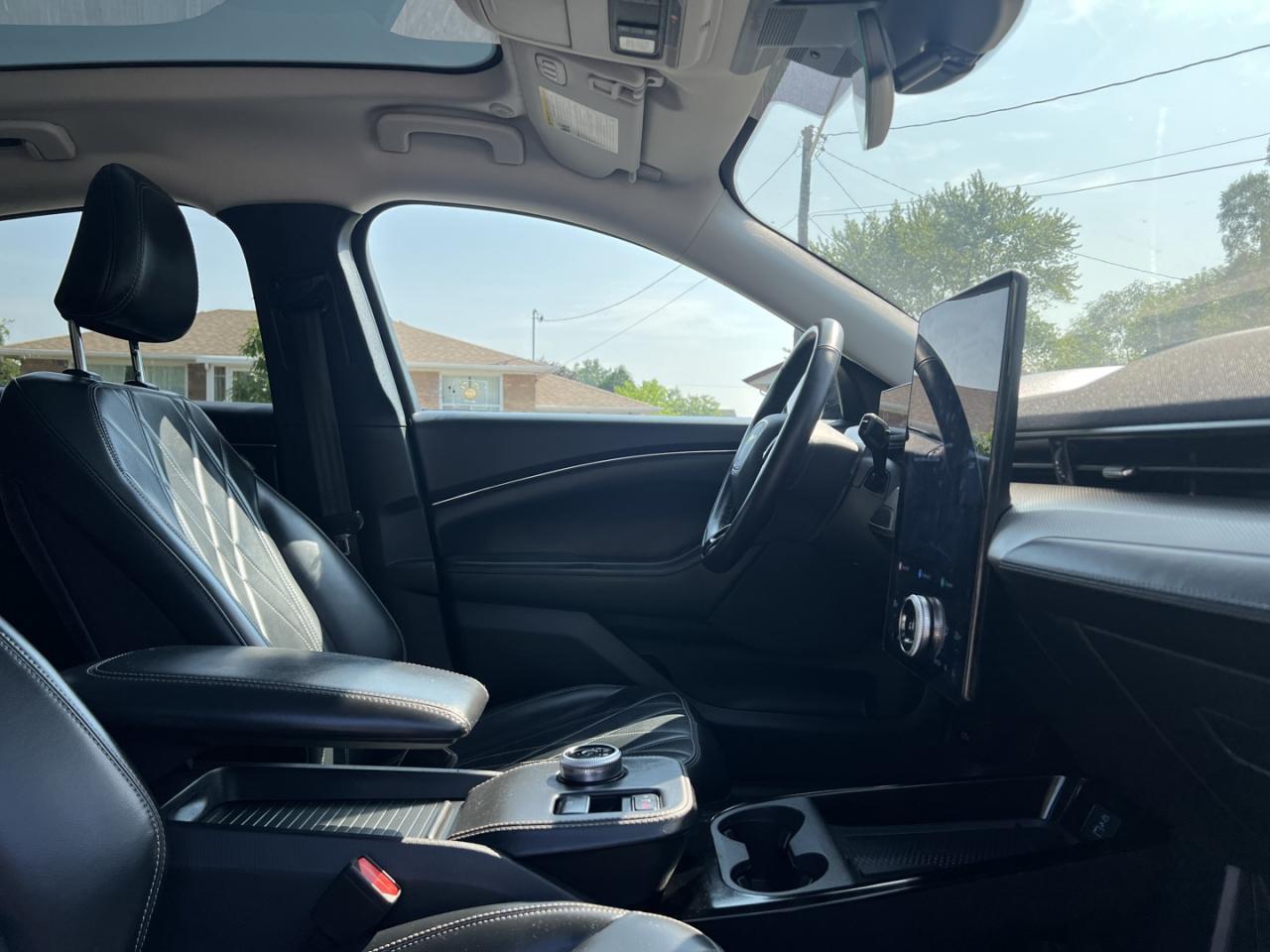 2022 Ford Mustang Mach-E California Route 1 AWD - Photo #9