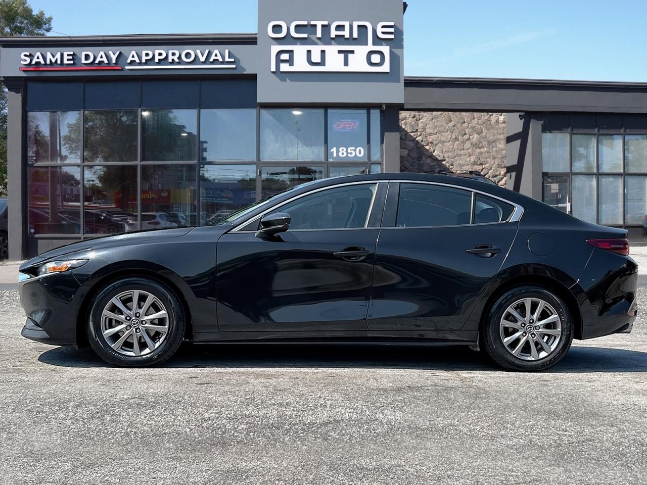 2019 Mazda MAZDA3 GS - Photo #3