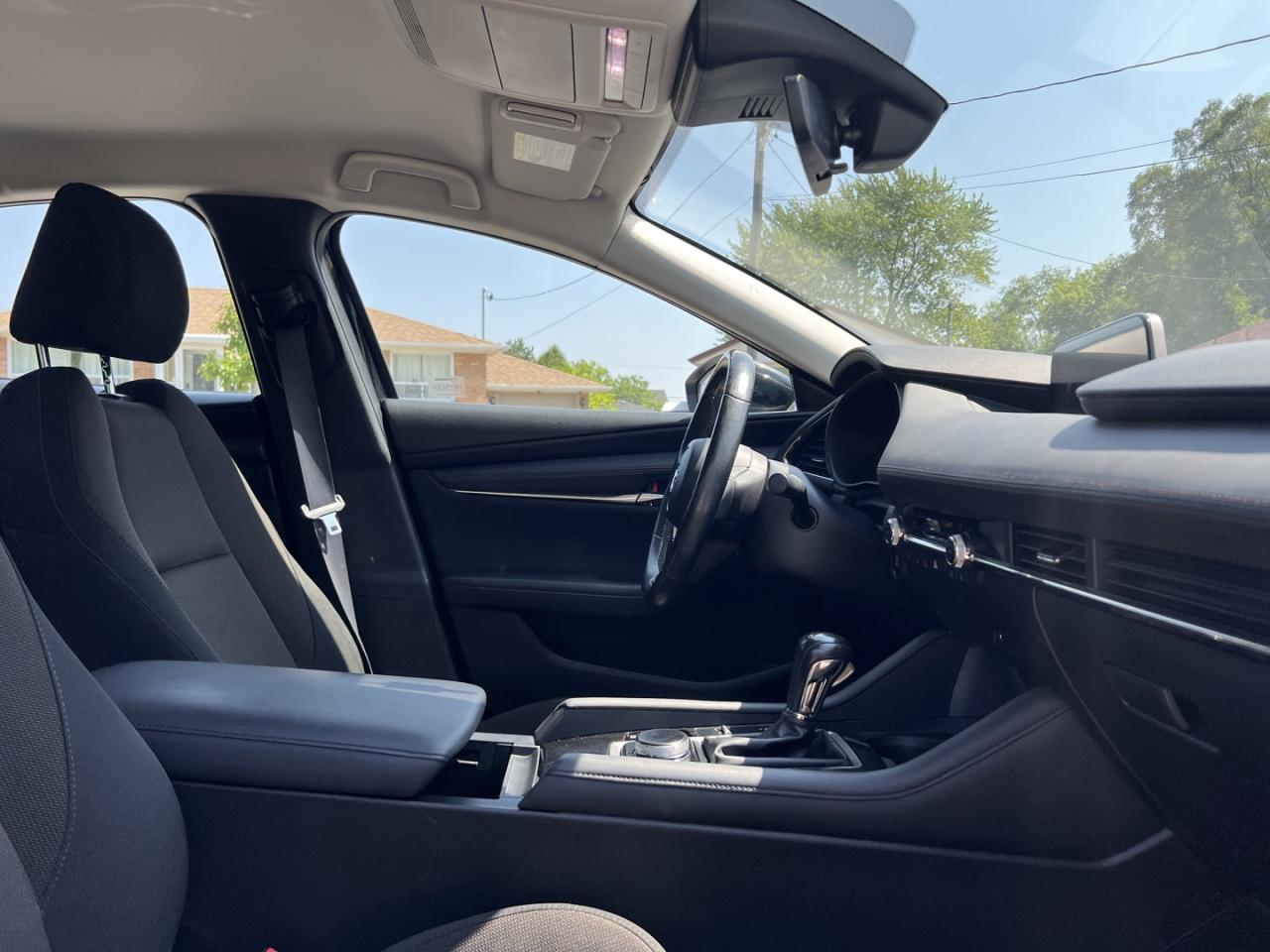 2019 Mazda MAZDA3 GS - Photo #10