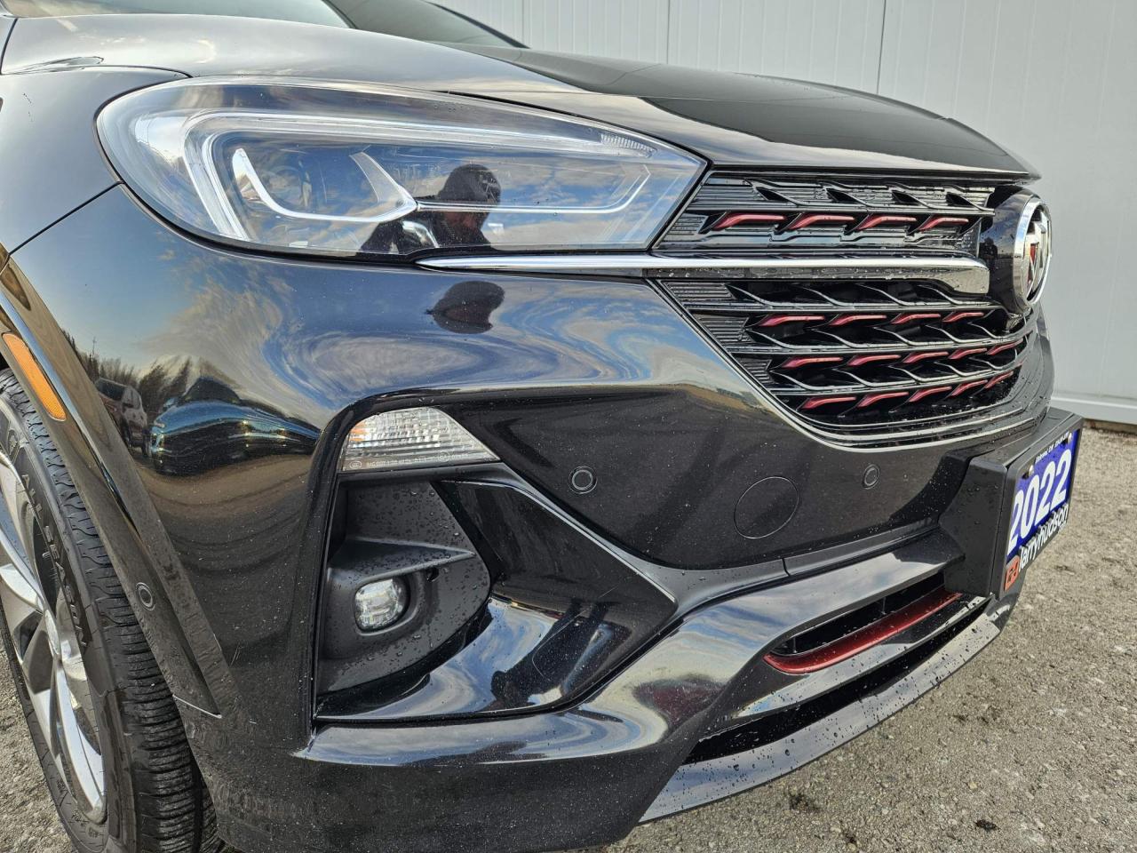 2022 Buick Encore GX One Owner | Essence | Sport Touring | AWD | Leather | Navigation | Moonroof | 18" Wheels Photo