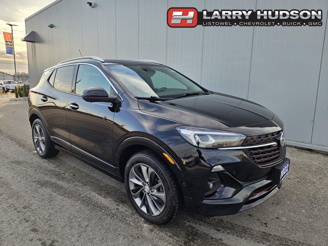 2022 Buick Encore GX One Owner | Essence | Sport Touring | AWD | Leather | Navigation | Moonroof | 18" Wheels Photo0