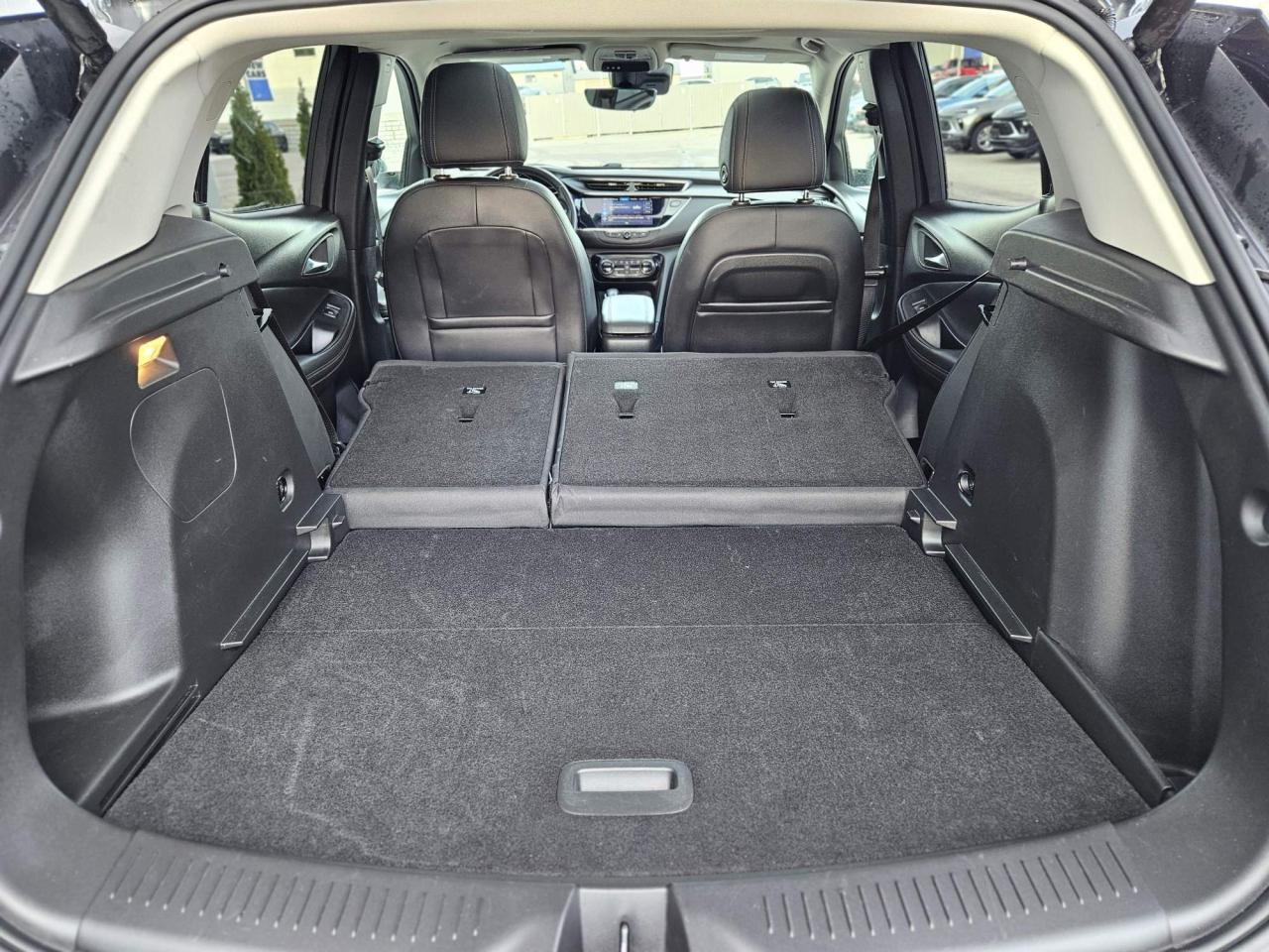 2022 Buick Encore GX One Owner | Essence | Sport Touring | AWD | Leather | Navigation | Moonroof | 18" Wheels Photo