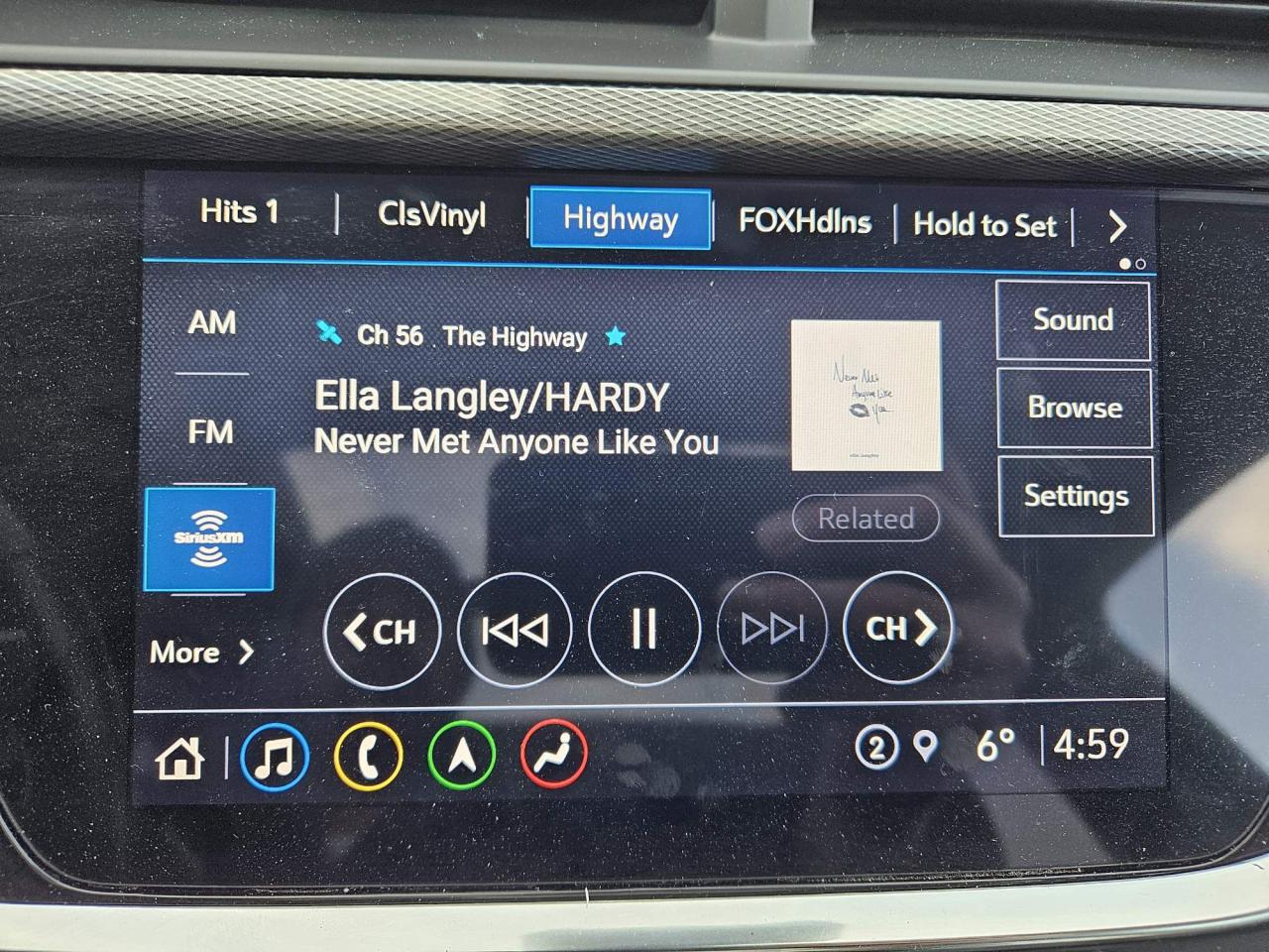 2022 Buick Encore GX One Owner | Essence | Sport Touring | AWD | Leather | Navigation | Moonroof | 18" Wheels Photo