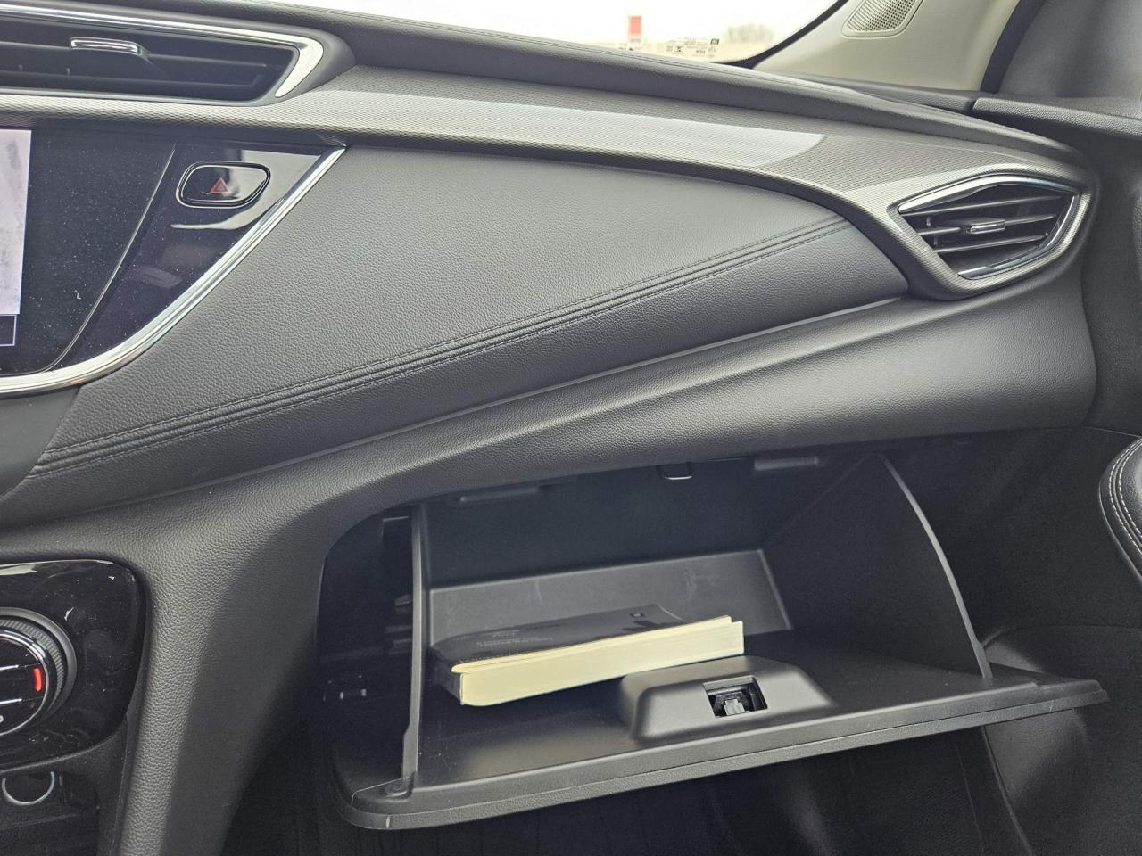 2022 Buick Encore GX One Owner | Essence | Sport Touring | AWD | Leather | Navigation | Moonroof | 18" Wheels Photo