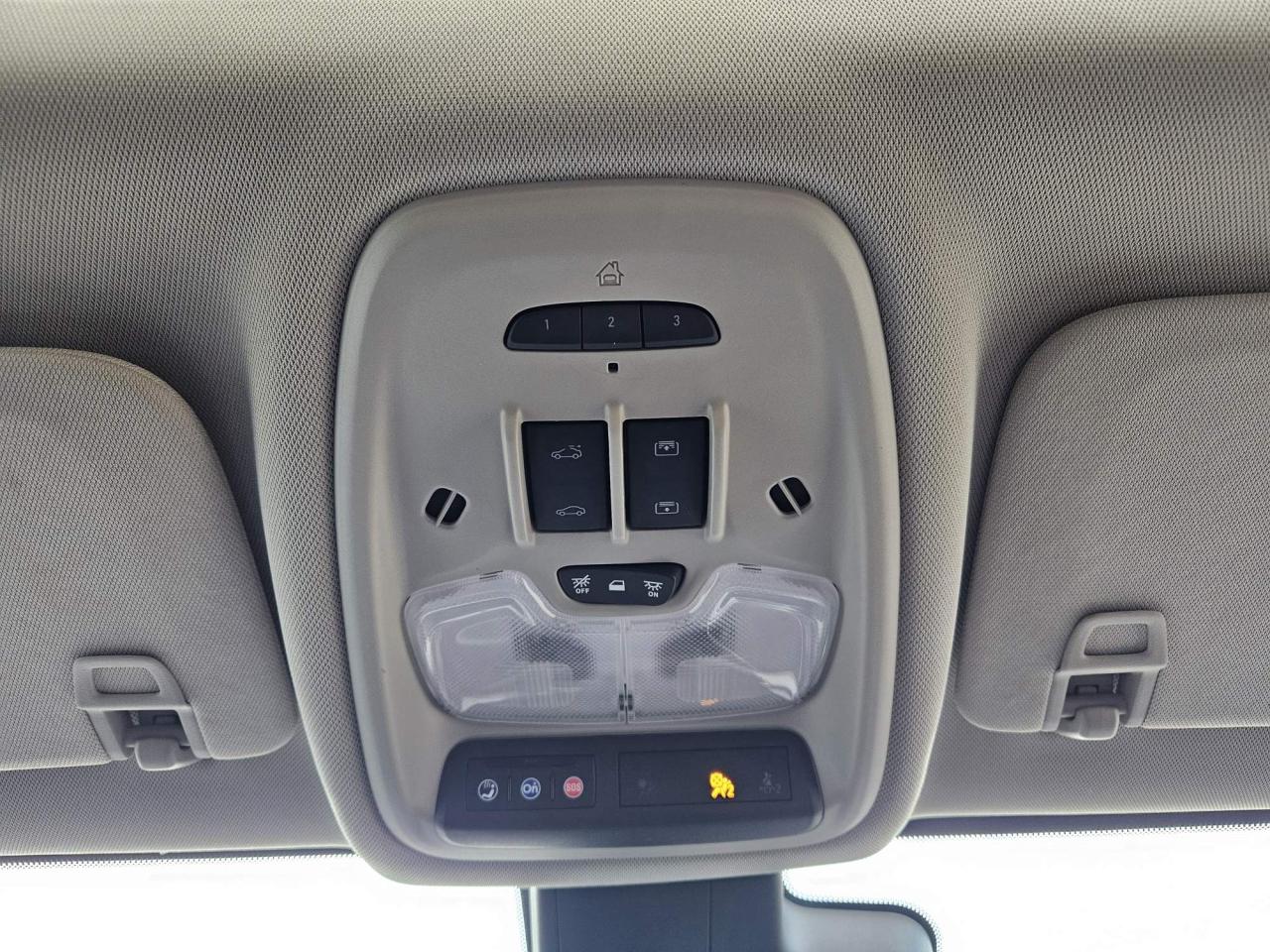 2022 Buick Encore GX One Owner | Essence | Sport Touring | AWD | Leather | Navigation | Moonroof | 18" Wheels Photo