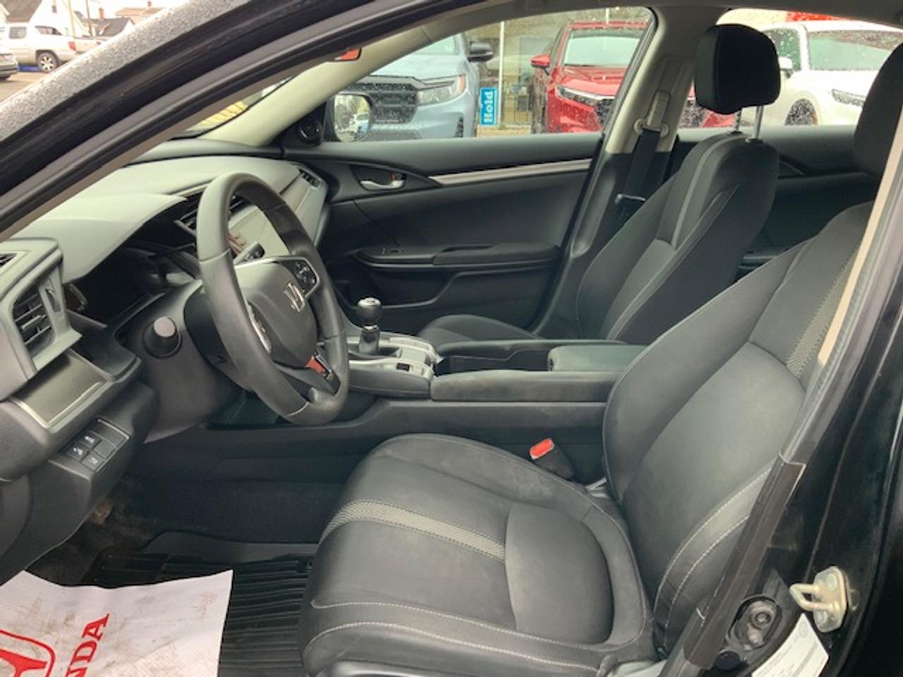 2020 Honda Civic 4D LX MT Photo