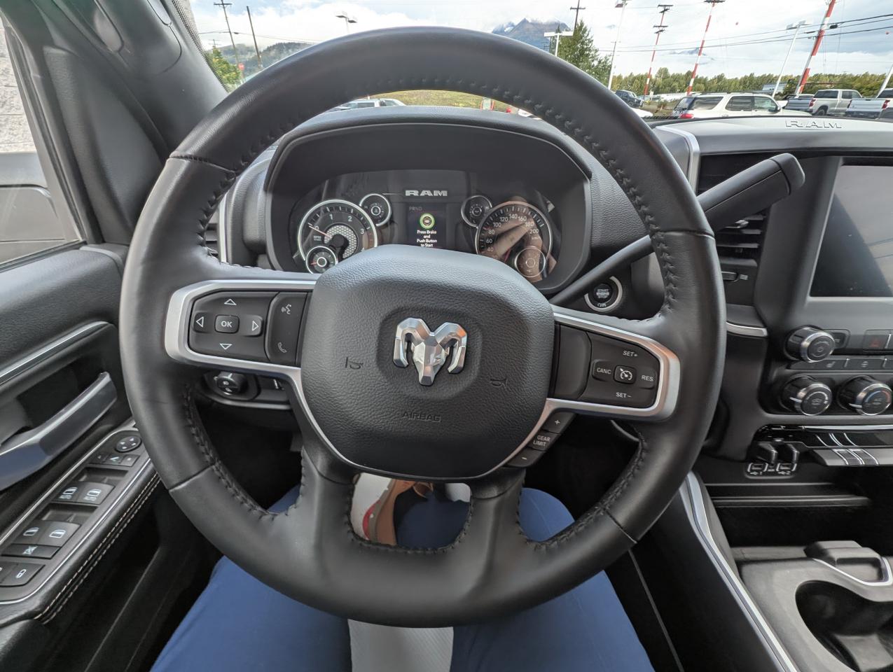 2024 RAM 3500 Big Horn Photo