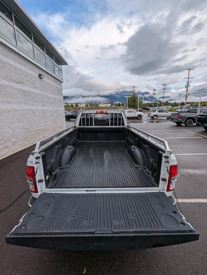 2024 RAM 3500 Big Horn Photo