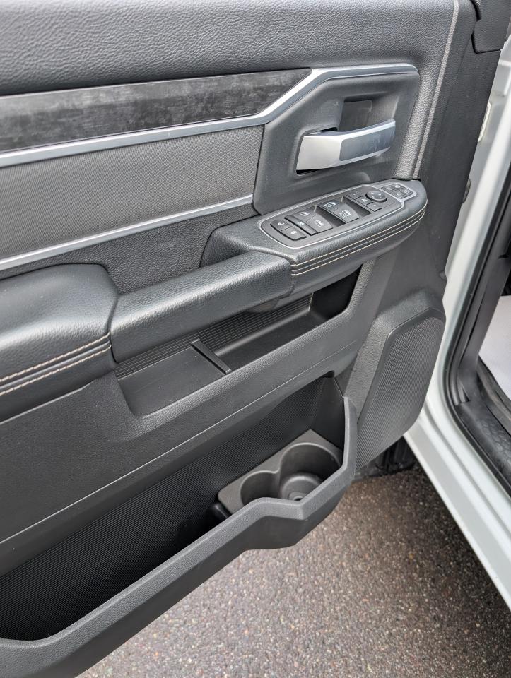2024 RAM 3500 Big Horn Photo