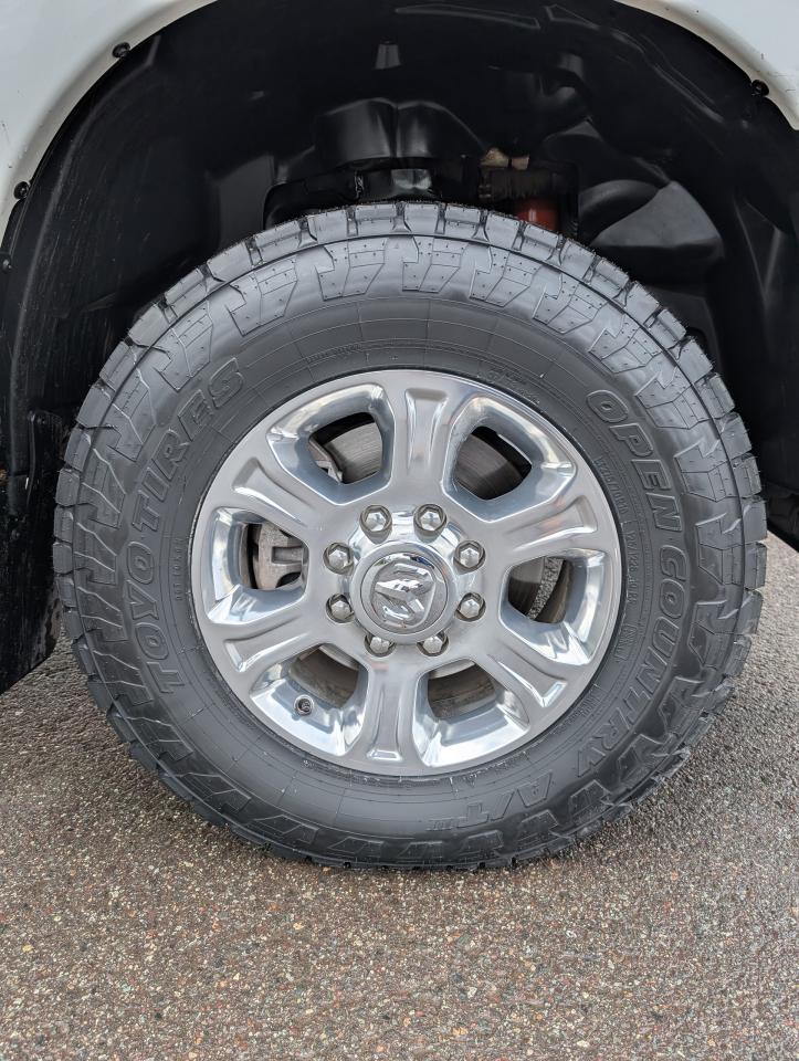 2024 RAM 3500 Big Horn Photo