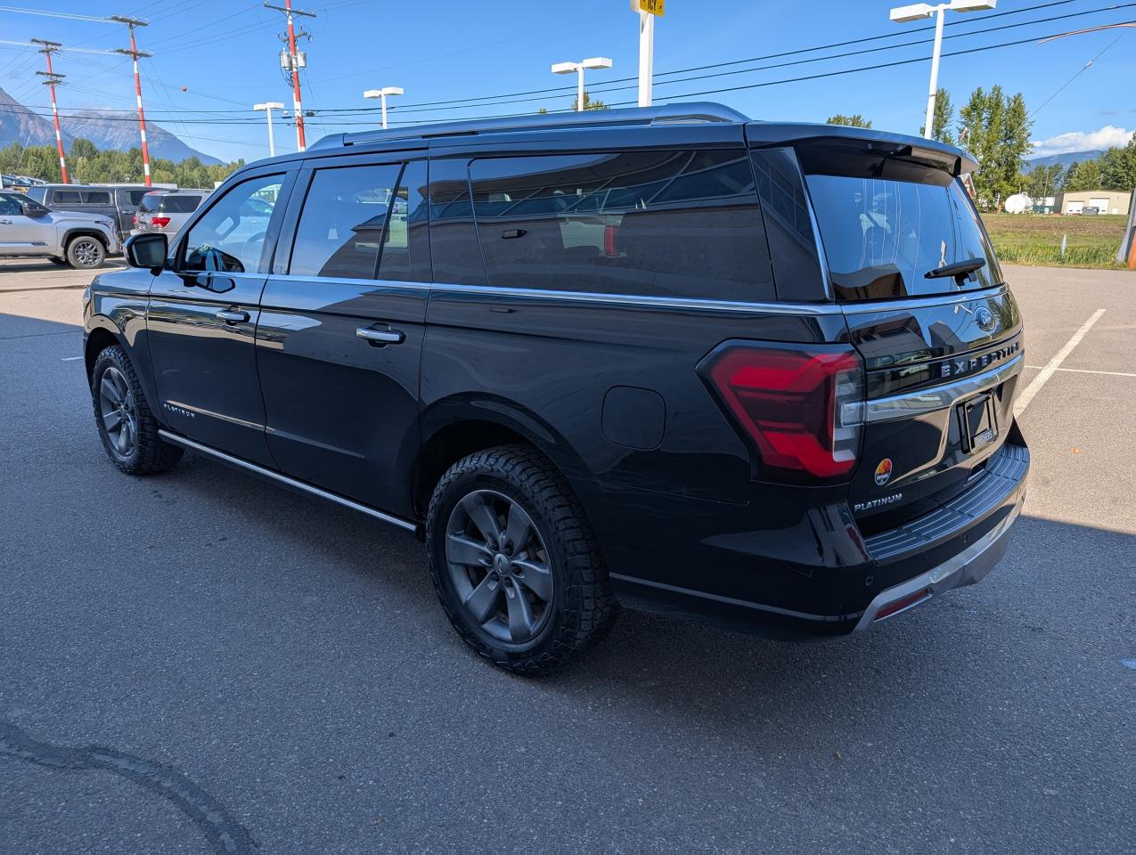 2022 Ford Expedition Platinum Max Photo4