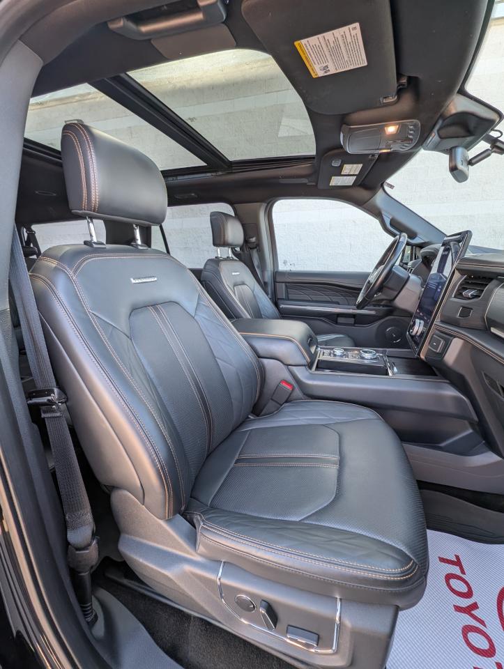 2022 Ford Expedition Platinum Max Photo