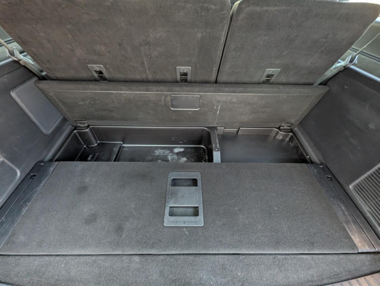 2022 Ford Expedition Platinum Max Photo