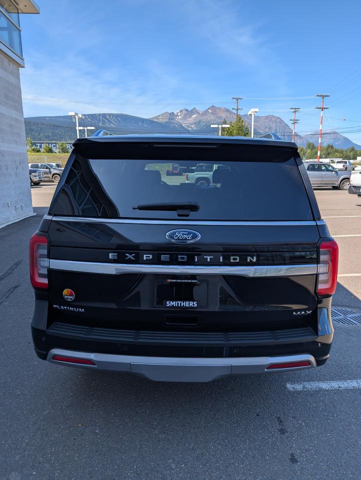 2022 Ford Expedition Platinum Max Photo