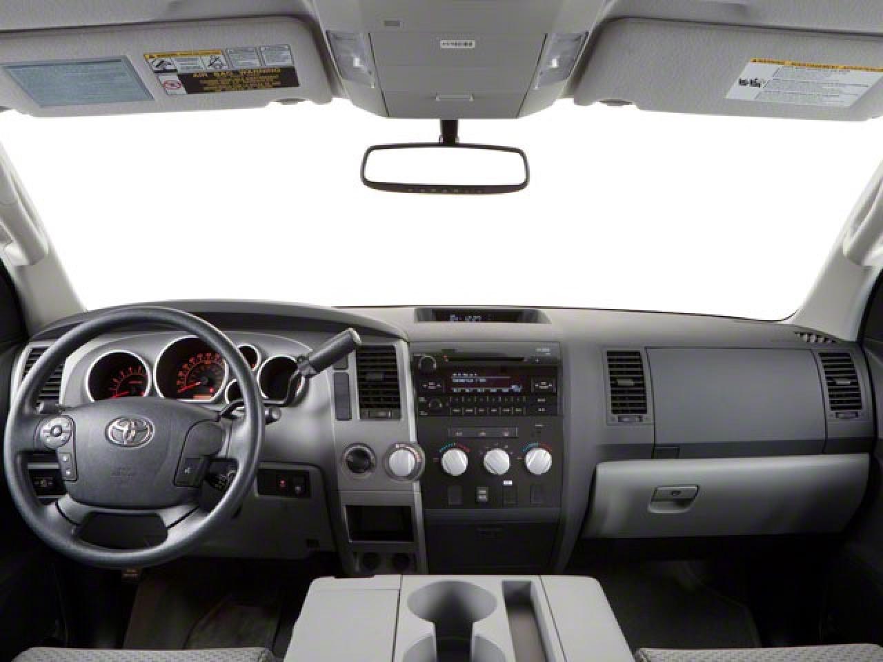 2013 Toyota Tundra SR5 Photo