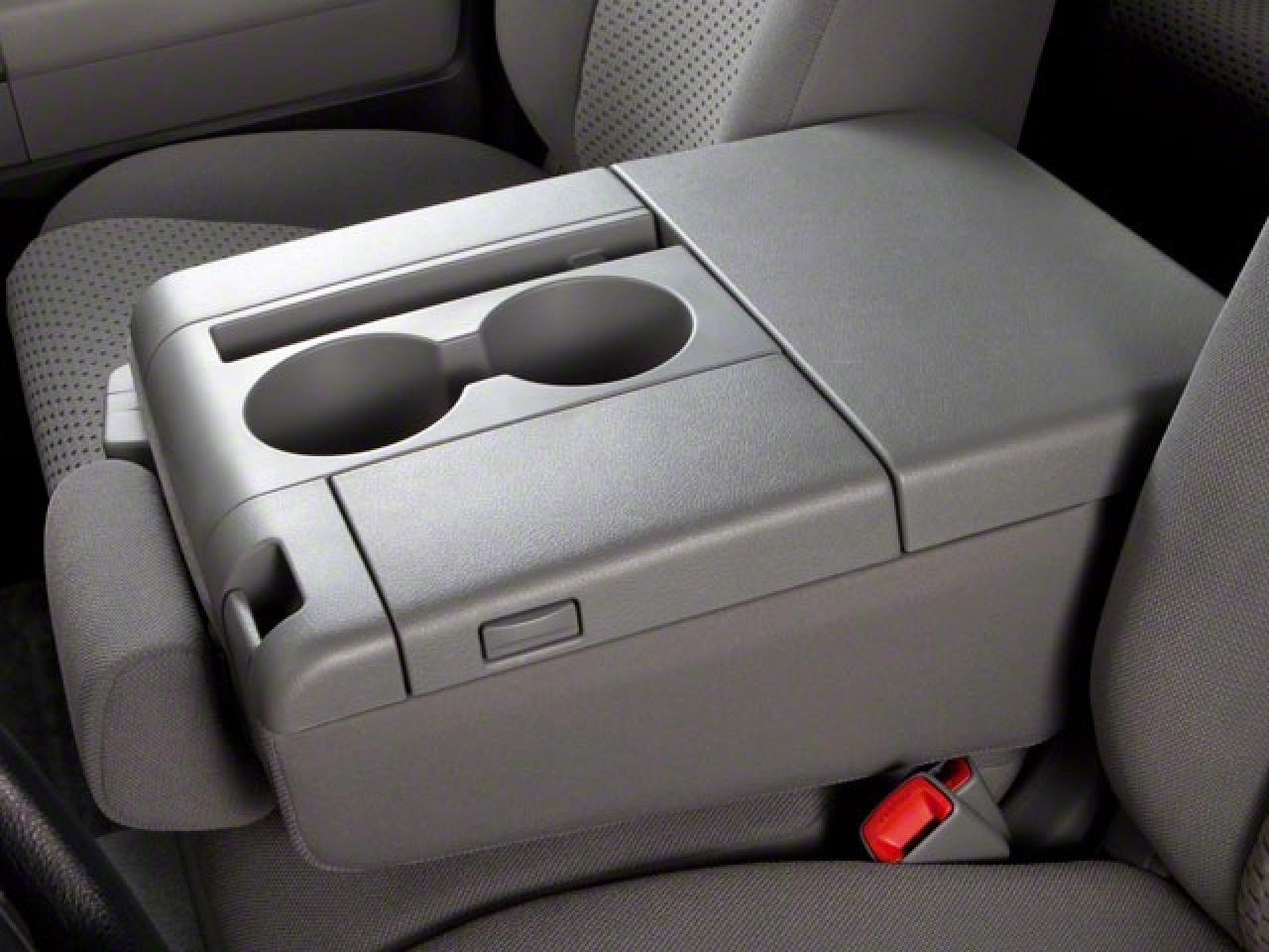 2013 Toyota Tundra SR5 Photo