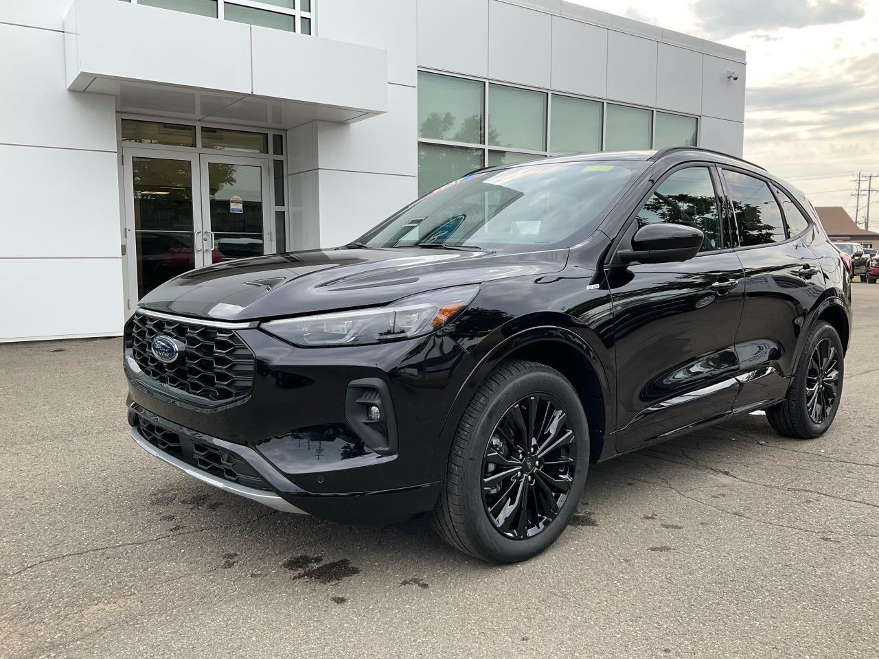 2025 Ford Escape ST-Line Elite Photo0