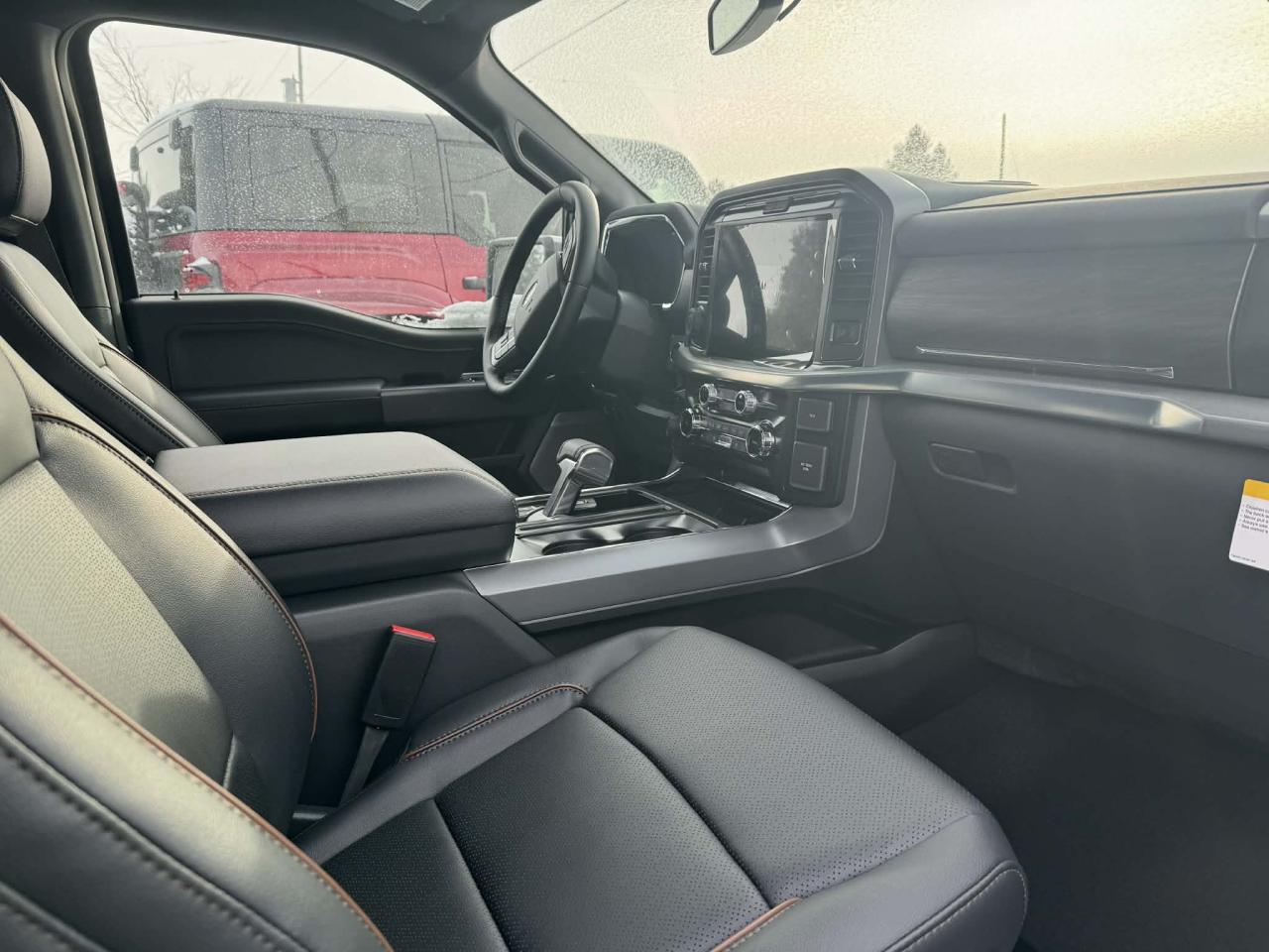 2025 Ford F-150 Lariat Photo