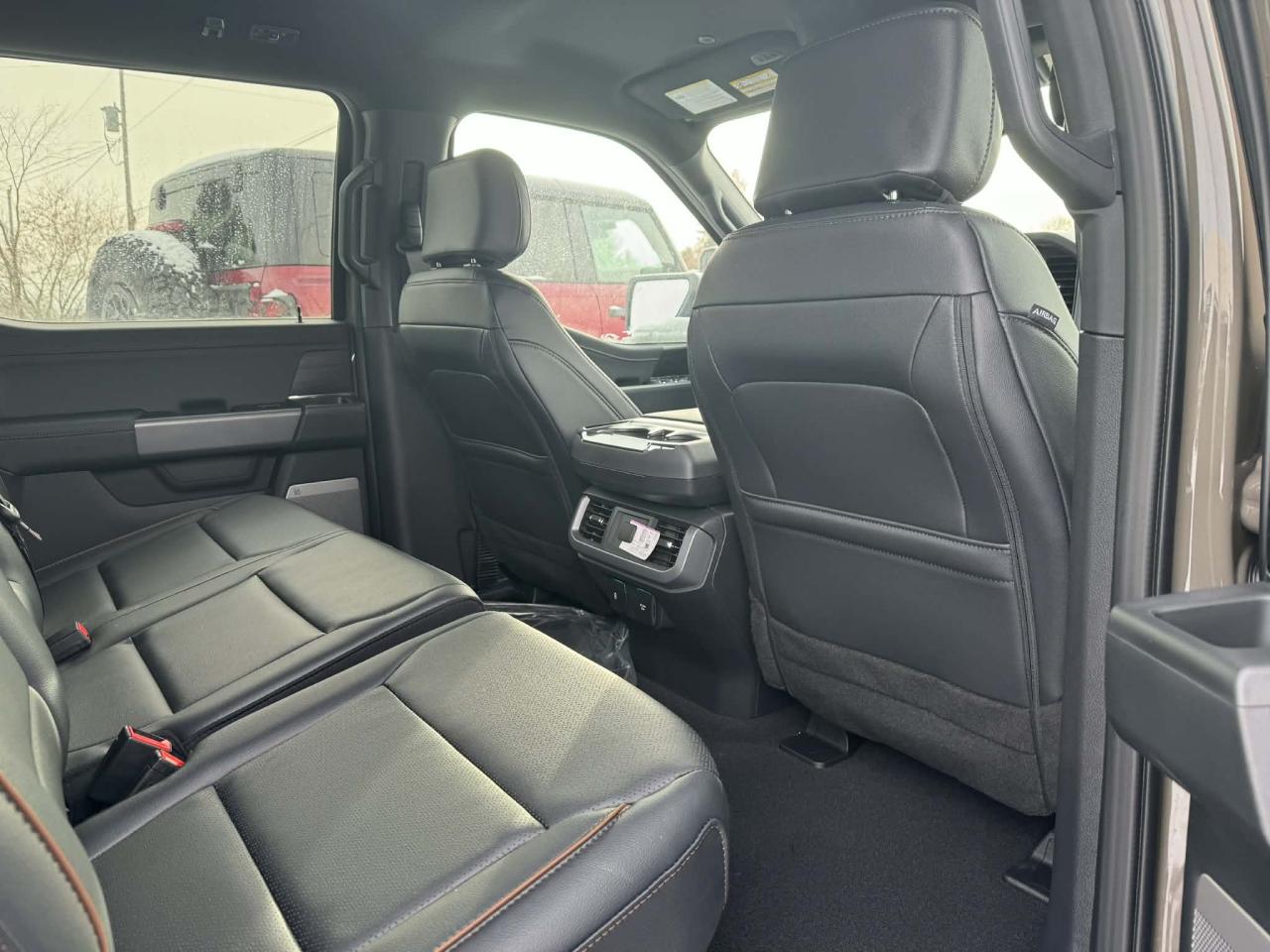 2025 Ford F-150 Lariat Photo