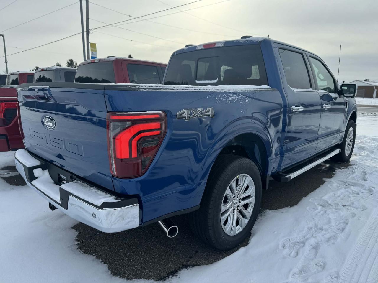 2025 Ford F-150 Lariat Photo4