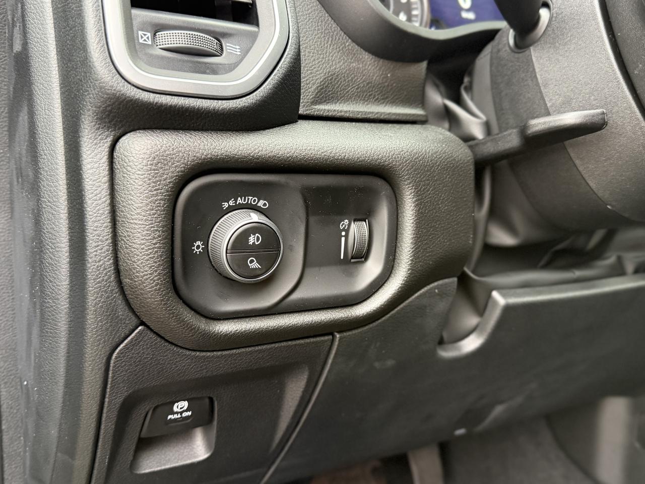 2025 RAM 1500 Tradesman 4x4 Crew Cab 5'7  Box Photo