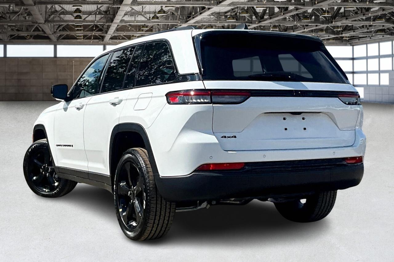 2025 Jeep Grand Cherokee ALTITUDE | Leather | 20" Wheels | 4X4 Photo2